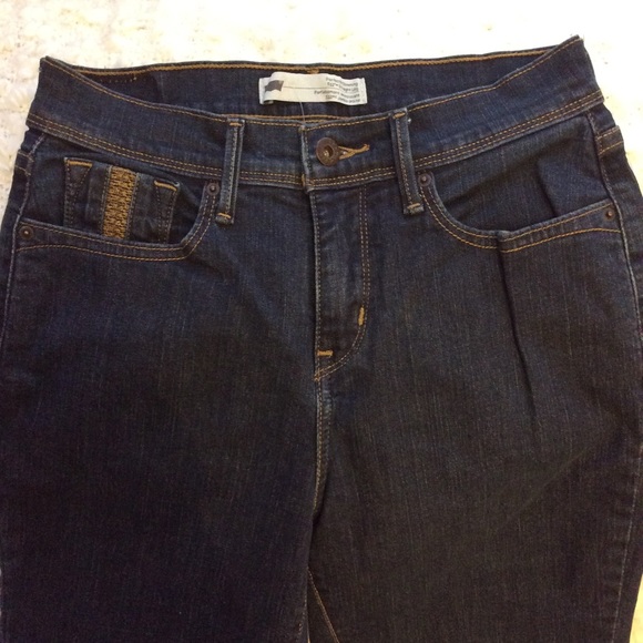 Levi’s Perfectly Slimming 512 straight leg jeans - Picture 2 of 8